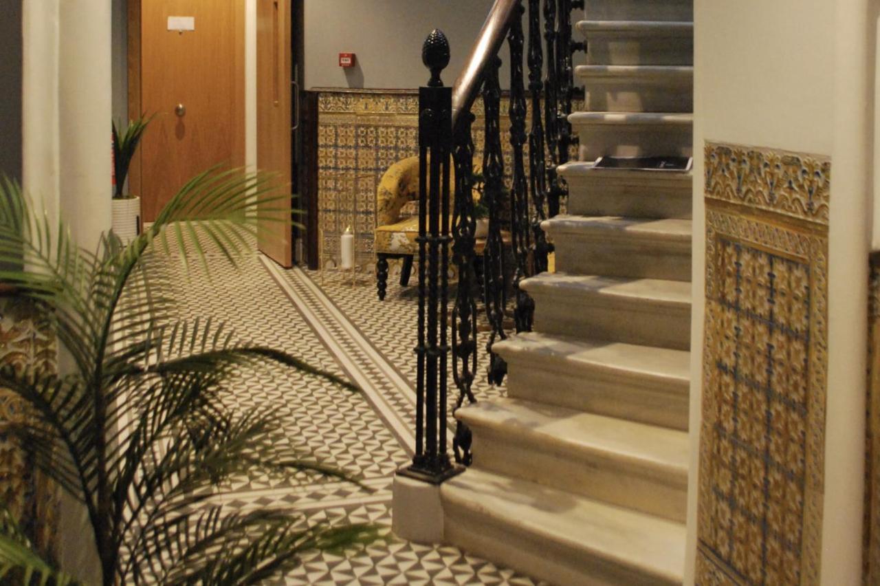 Master Penthouse Double Room Ensuite With Private Terrace - Grand Central House 直布罗陀 外观 照片