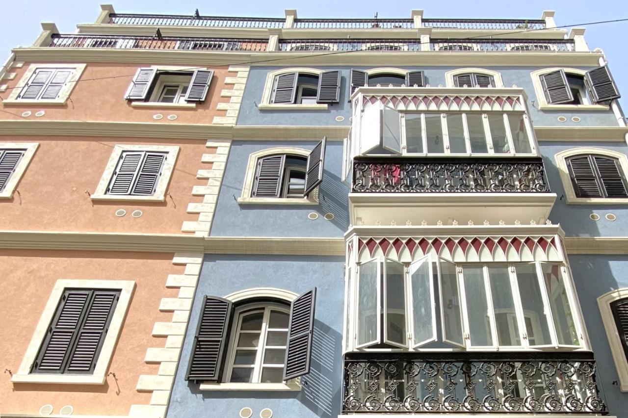 Master Penthouse Double Room Ensuite With Private Terrace - Grand Central House 直布罗陀 外观 照片